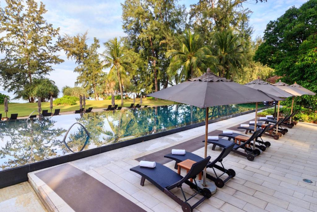RENAISSANCE PHUKET RESORT & SPA