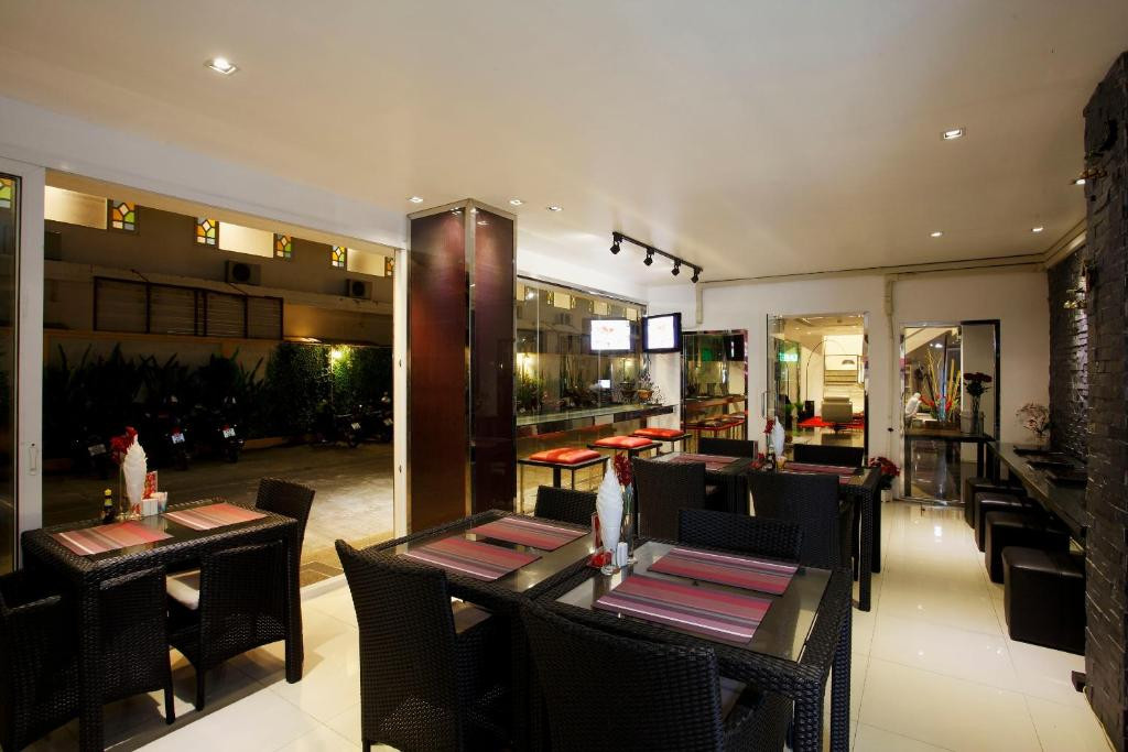GRAND SUNSET HOTEL