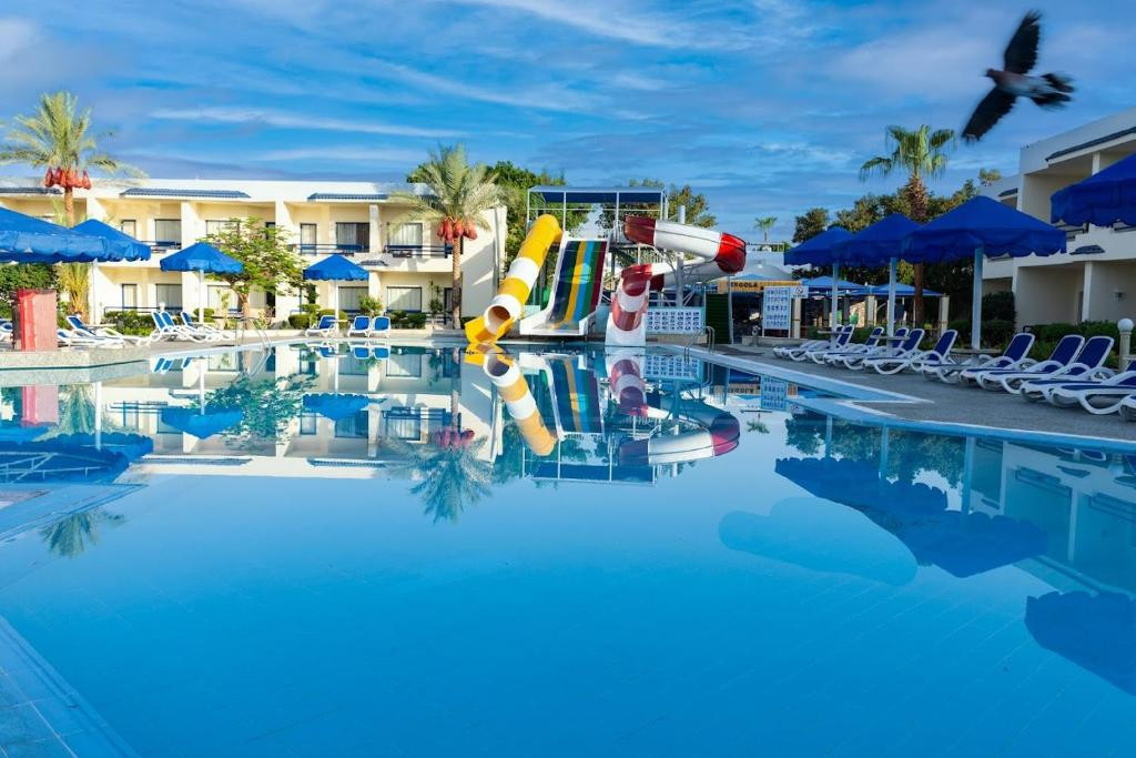CATARACT RESORT 4*