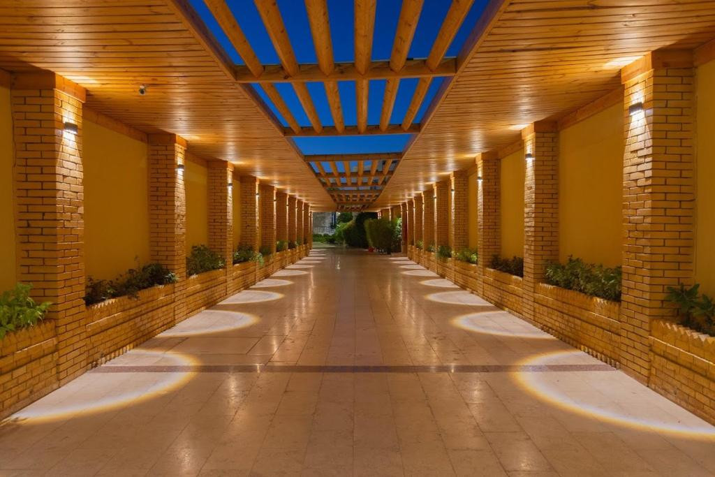 CATARACT RESORT 4*