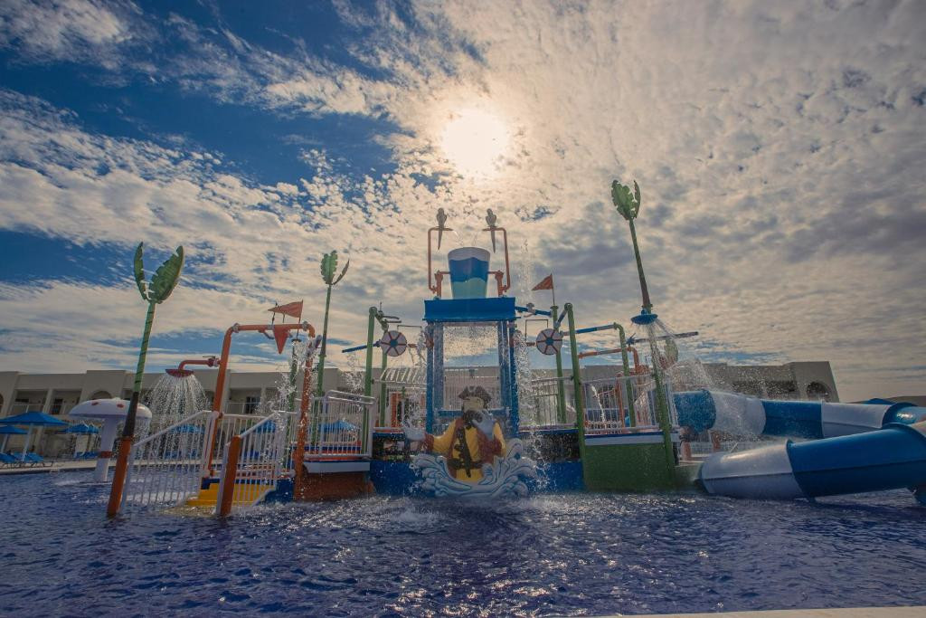 ALBATROS MAKADI RESORT 5*
