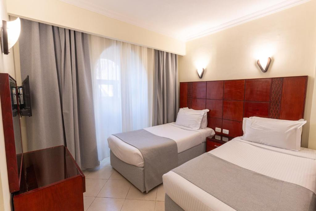 EDGE ROTANA SEA BEACH AQUA PARK (EX. SEA BEACH AQUA PARK RESORT): фотография 10