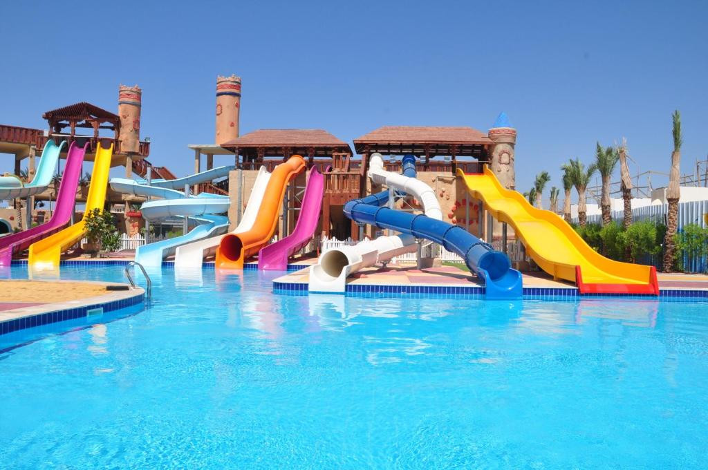 EDGE ROTANA SEA BEACH AQUA PARK (EX. SEA BEACH AQUA PARK RESORT): фотография 12