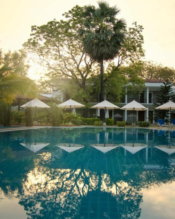 ANANTHAMA 4*