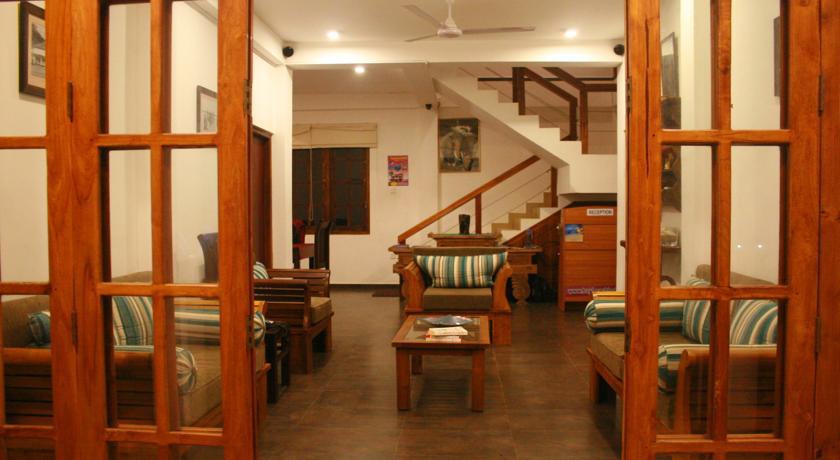 BAY BEACH HOTEL NILAVELI 3*