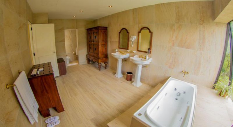 HUNAS FALLS BY AMAYA 5*