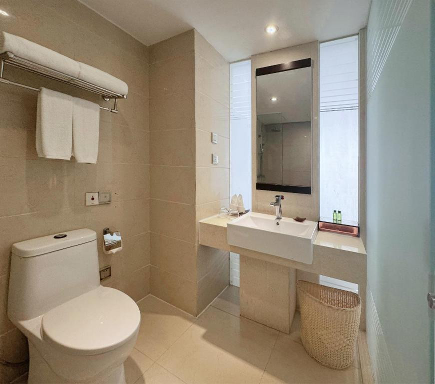 BARRY BOUTIQUE HOTEL SANYA 3*