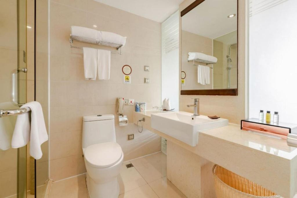 BARRY BOUTIQUE HOTEL SANYA 3*