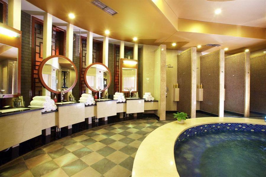 BAYSHORE HOTEL DALIAN 5*