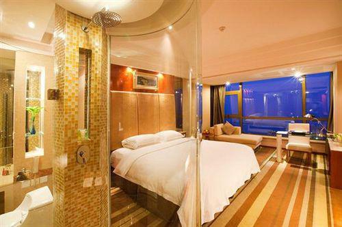 BAYSHORE HOTEL DALIAN 5*
