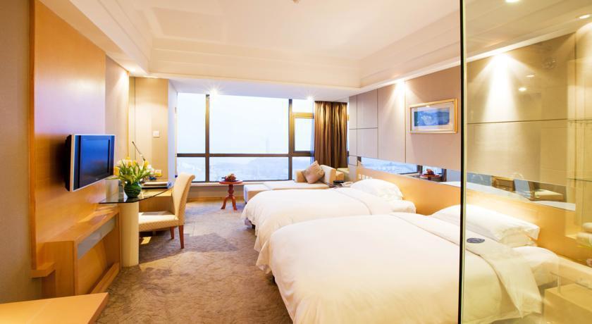 BAYSHORE HOTEL DALIAN 5*