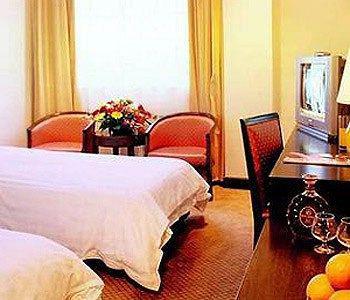 CITY VIEW HOTEL XUHUI 3*