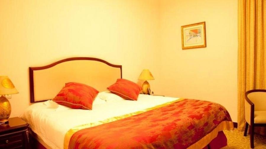 CITY VIEW HOTEL XUHUI 3*
