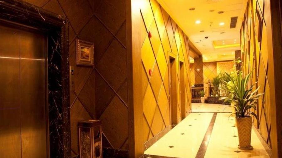 CITY VIEW HOTEL XUHUI 3*