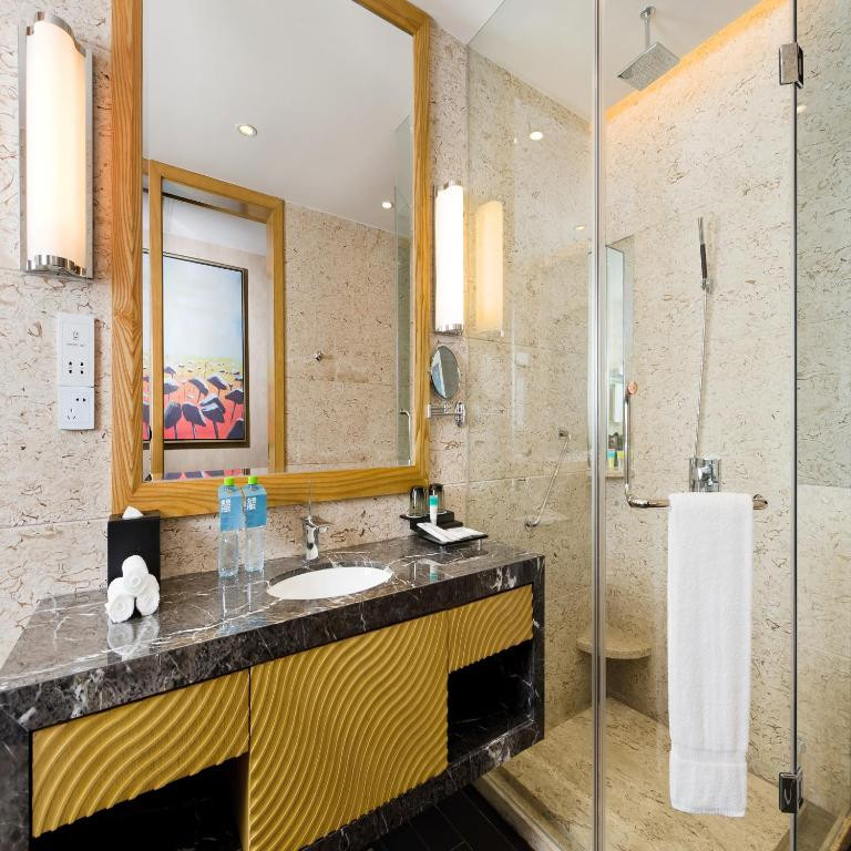 FOUR POINTS BY SHERATON HAINAN SANYA 5*