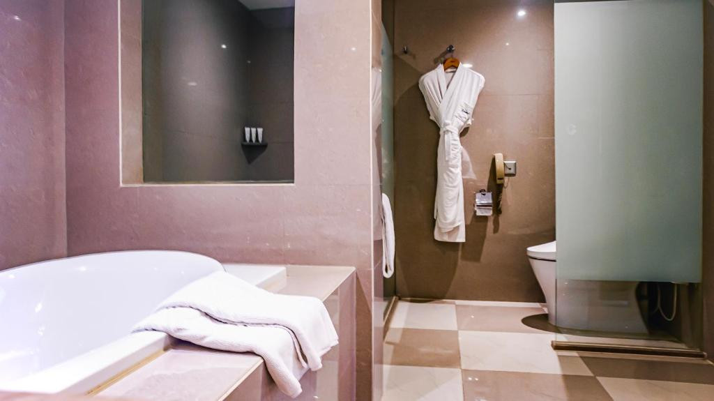 PULLMAN DALIAN (EX. KEMPINSKI HOTEL DALIAN) 5*