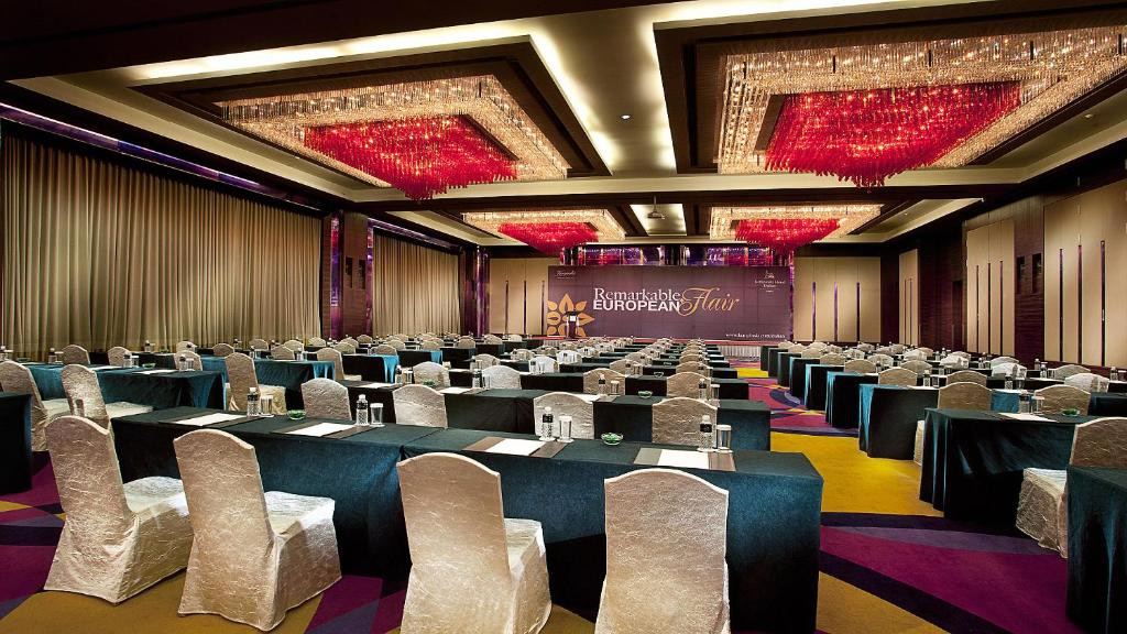 PULLMAN DALIAN (EX. KEMPINSKI HOTEL DALIAN) 5*