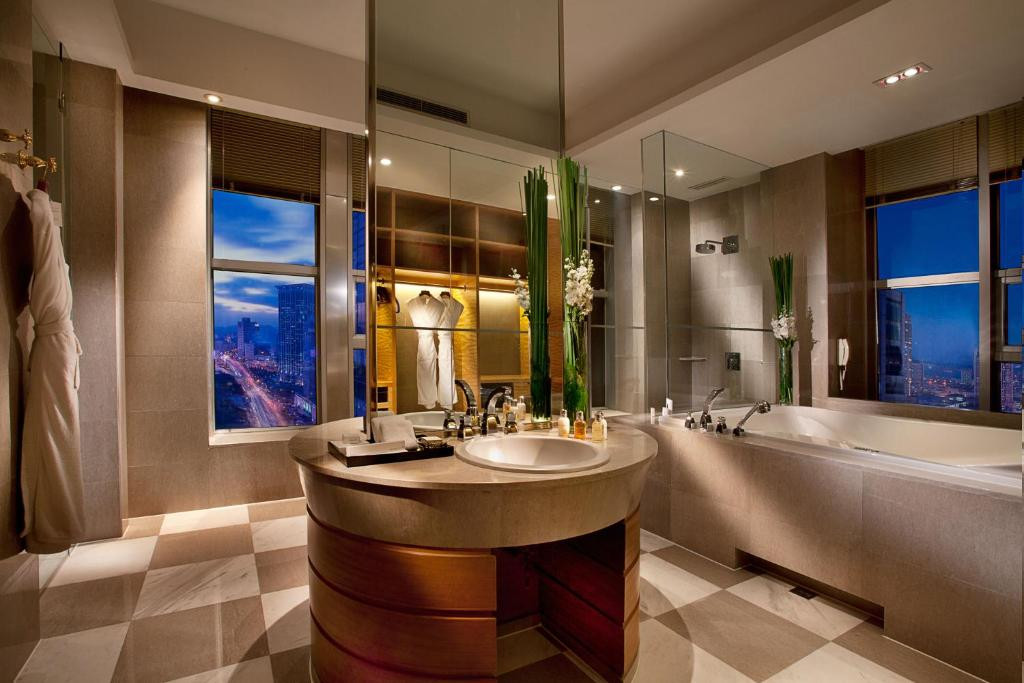 PULLMAN DALIAN (EX. KEMPINSKI HOTEL DALIAN) 5*