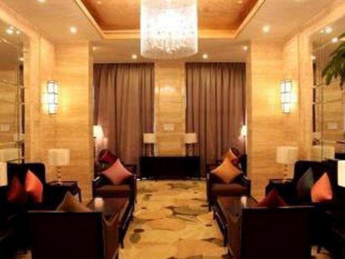 LEE GARDENS 5*