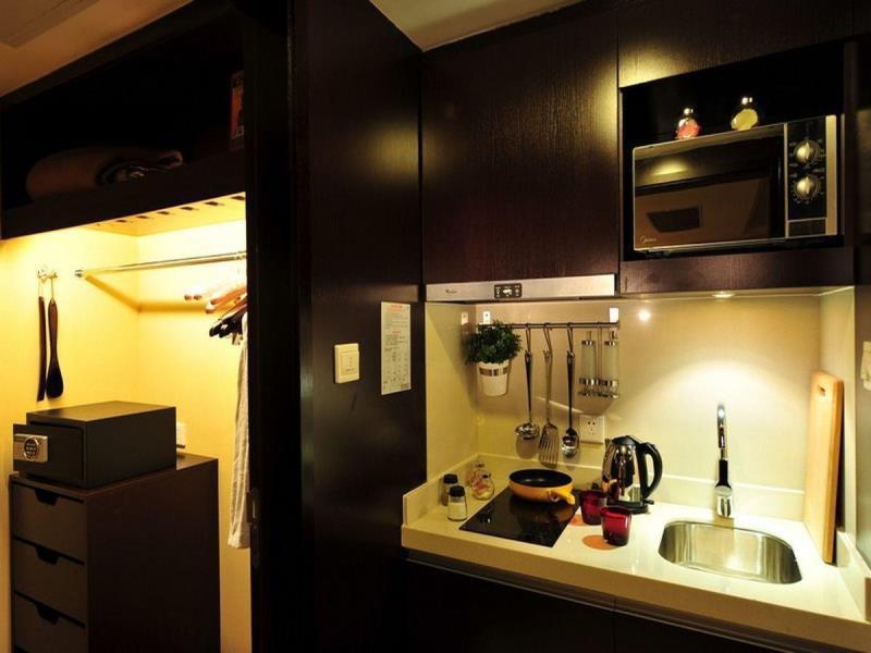LEE GARDENS 5*