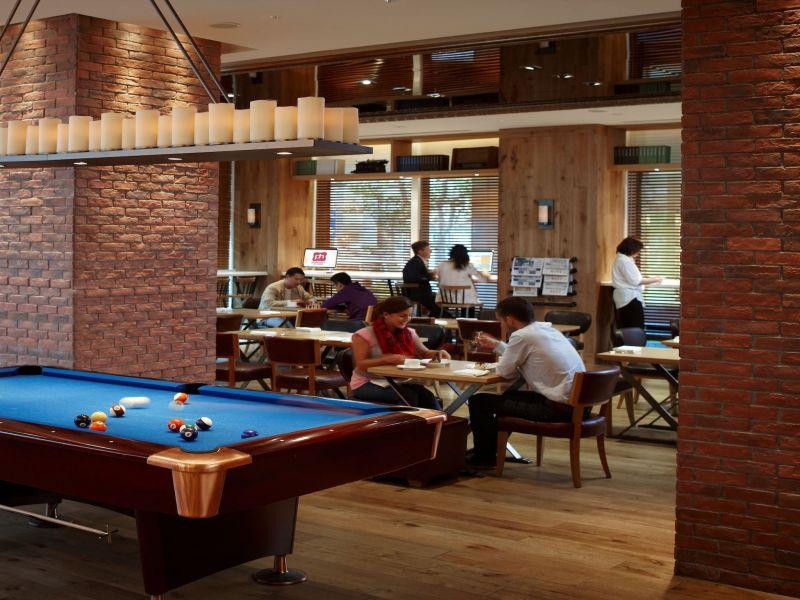 PENTAHOTEL SHANGHAI 4*