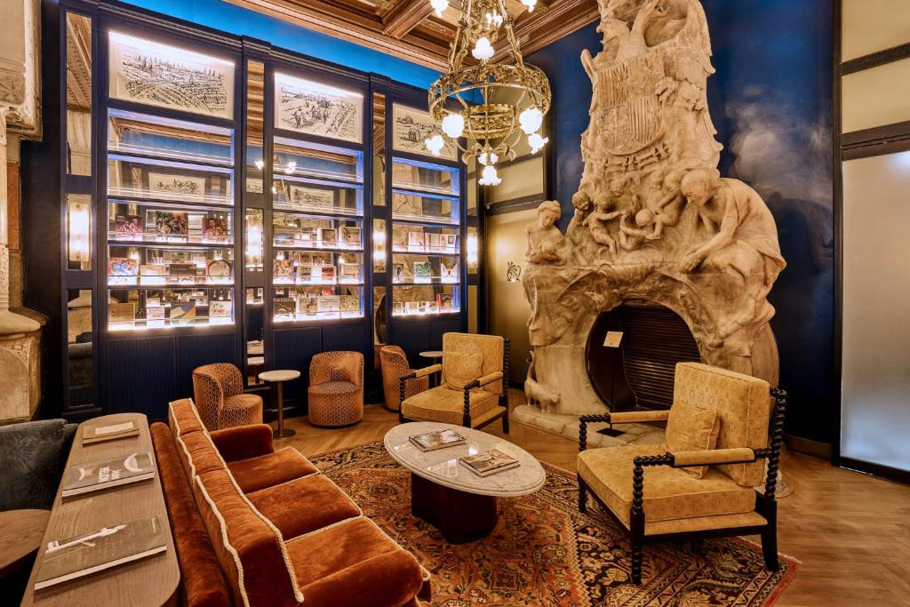 ESPANA HOTEL 4*