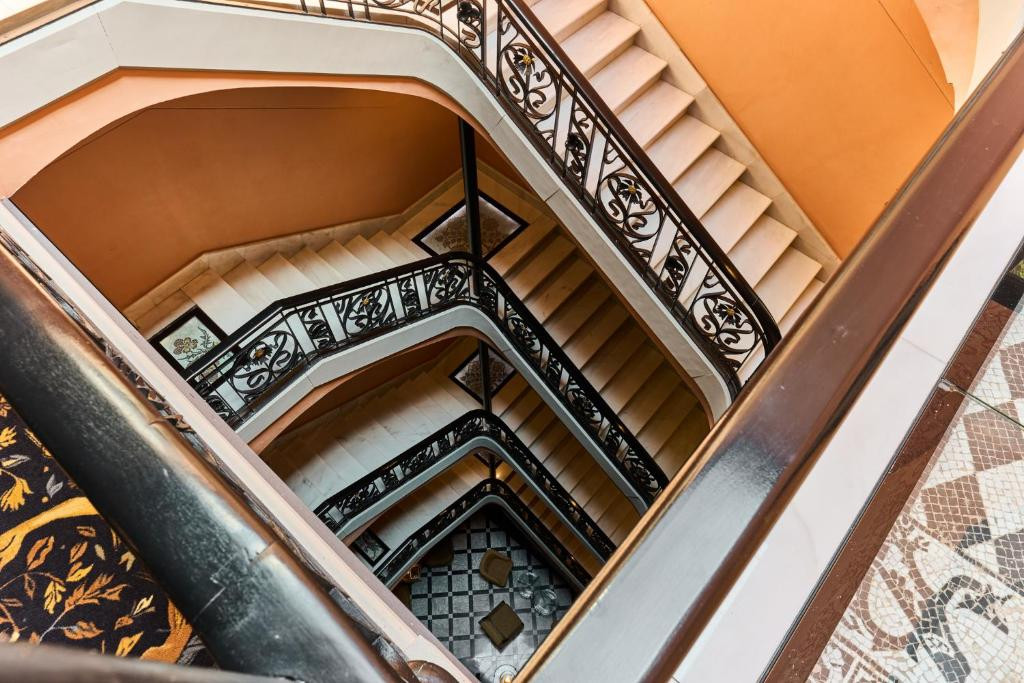 ESPANA HOTEL 4*