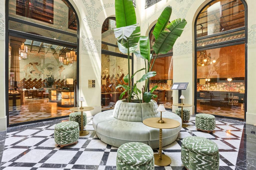 ESPANA HOTEL 4*