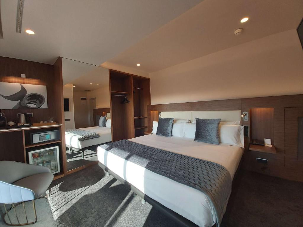 BW PREMIER HOTEL DANTE 4*