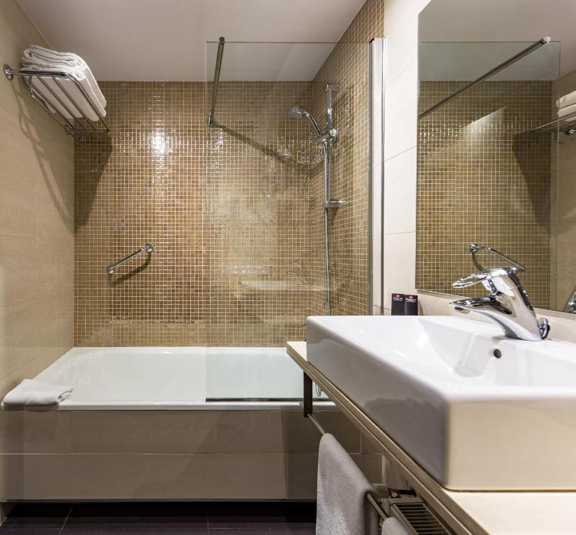 BW PREMIER HOTEL DANTE 4*