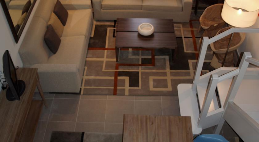 ECO ALCALA SUITES 4*