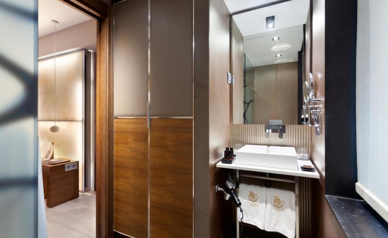 ESPANA HOTEL 4*