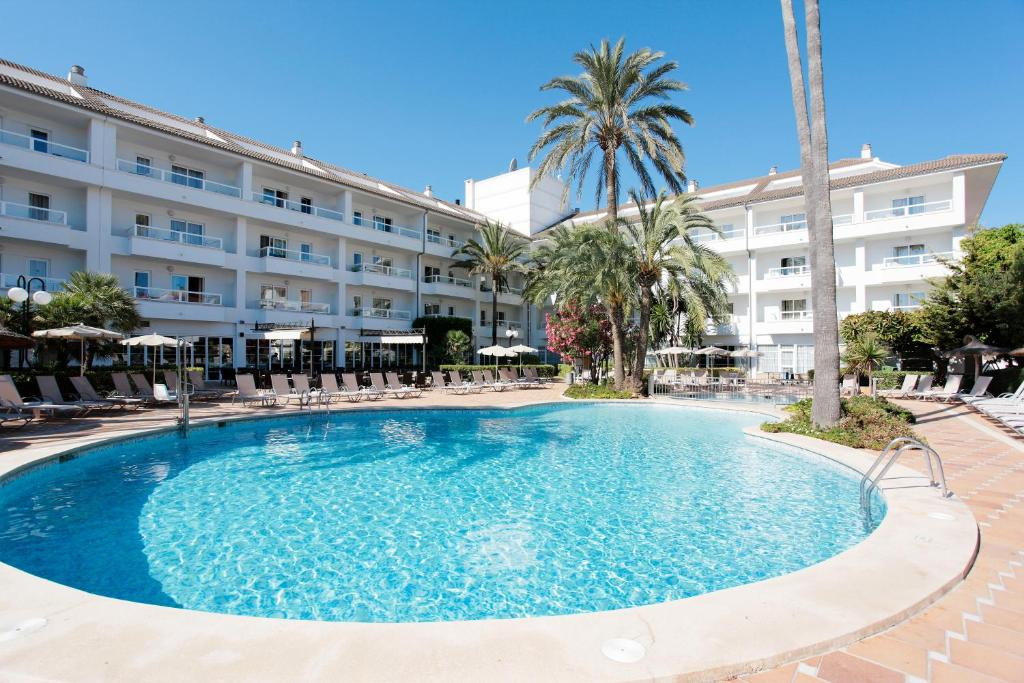 GRUPOTEL ALCUDIA SUITE 3*