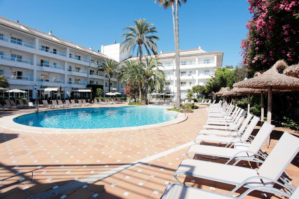GRUPOTEL ALCUDIA SUITE 3*