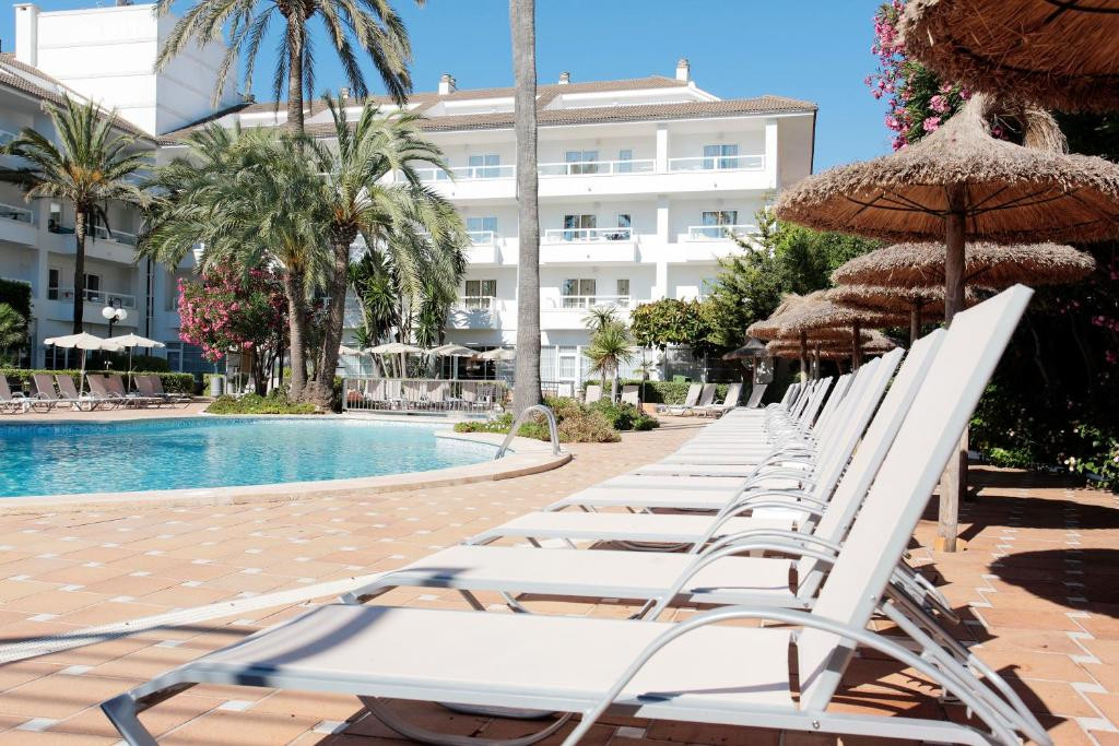 GRUPOTEL ALCUDIA SUITE 3*