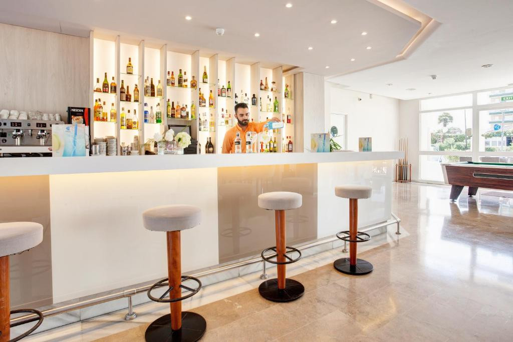 GRUPOTEL ALCUDIA SUITE 3*