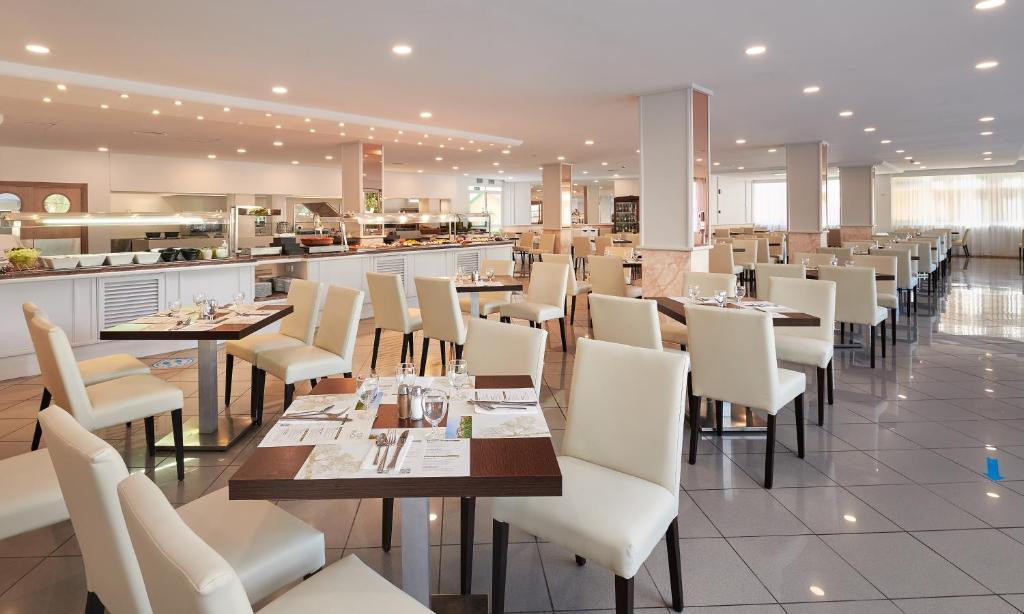 GRUPOTEL ALCUDIA SUITE 3*