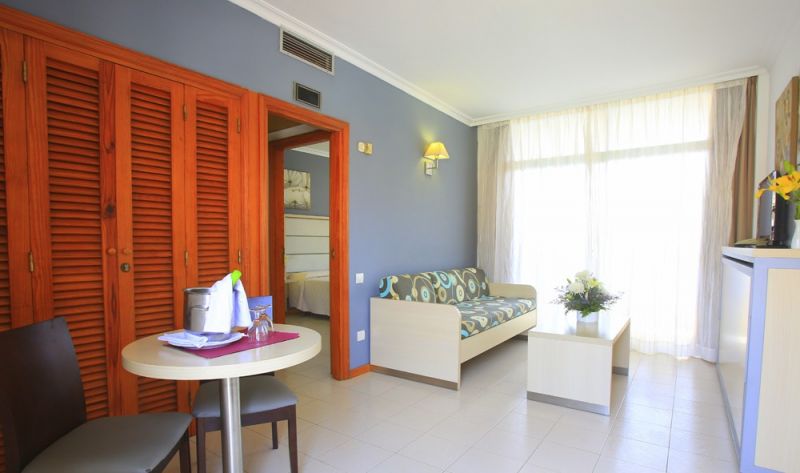 HOVIMA SUITES COSTA ADEJE (EX. ISLA BONITA) 4*