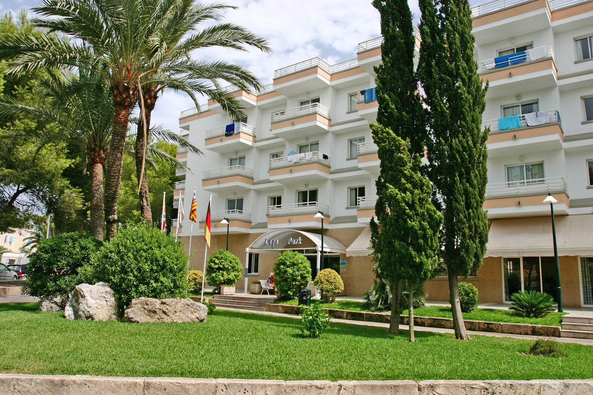 HSM LAGO PARK APARTAMENTOS 3*
