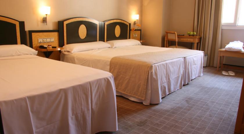 MACIA CONDOR 4*