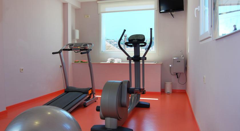 MACIA CONDOR 4*