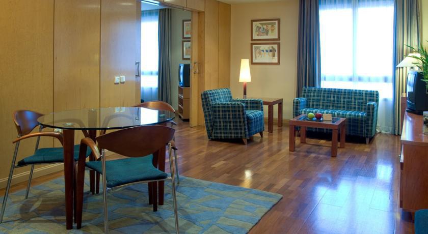 NH LLEIDA PIRINEOS 4*