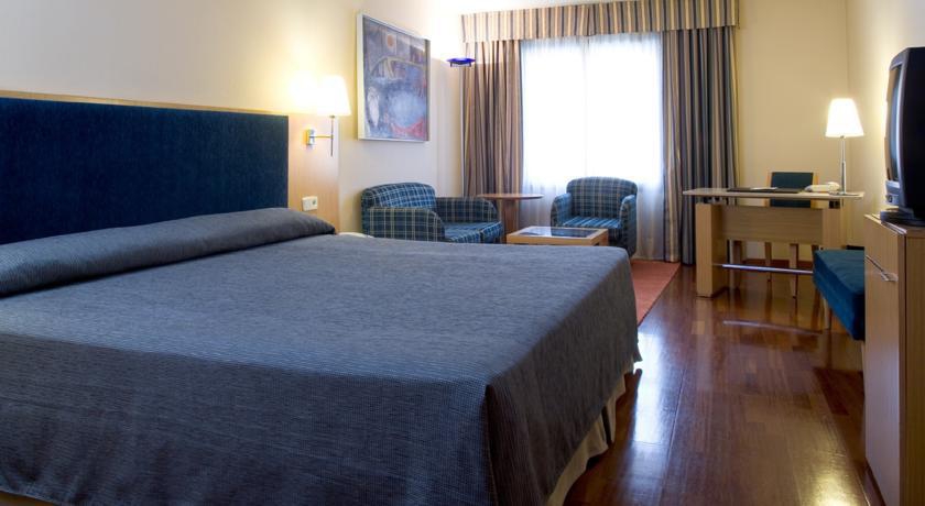 NH LLEIDA PIRINEOS 4*