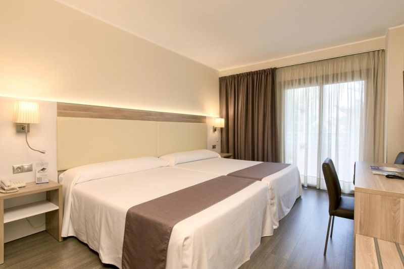PALM BEACH COSTA BLANKA 4*