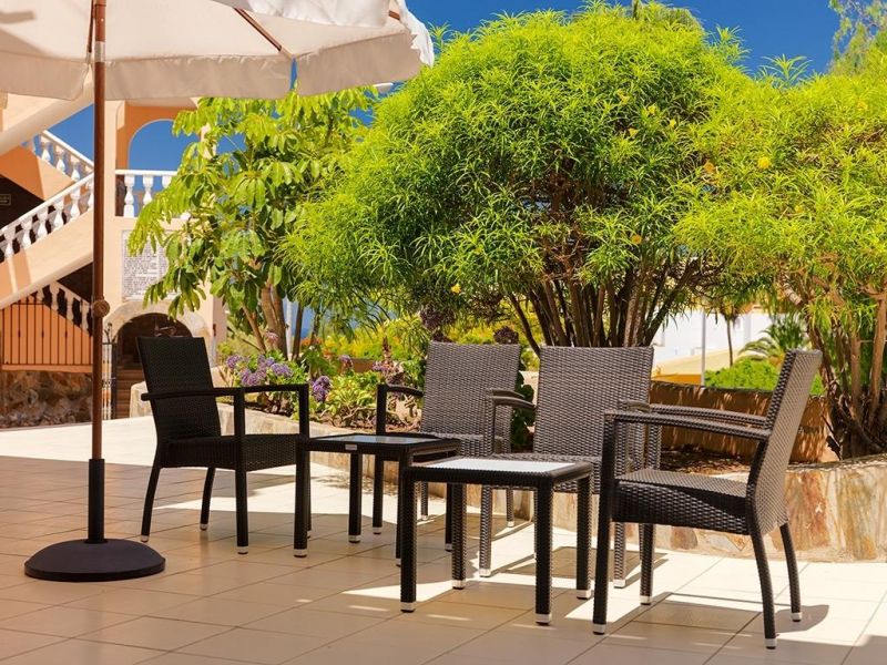 PARADISE COURT APT 2*