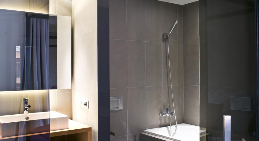 RADISSON BLU MADRID PRADO 4*