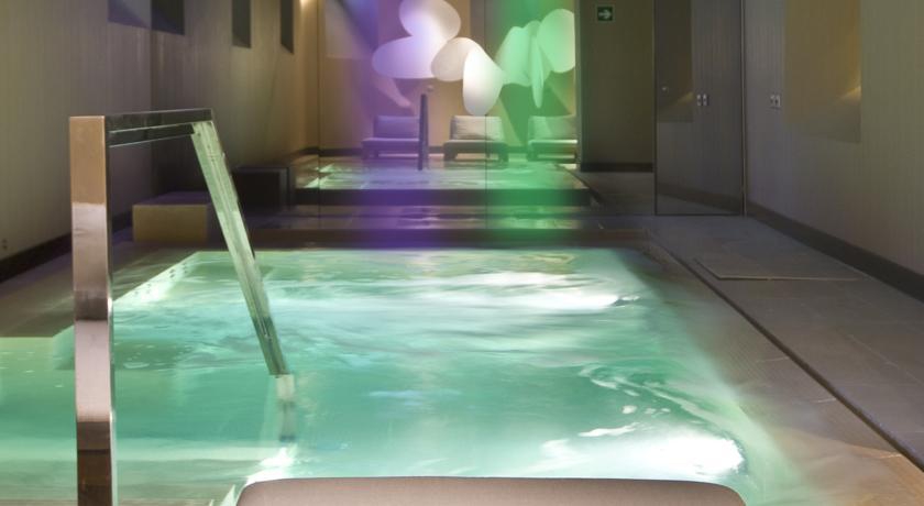 RADISSON BLU MADRID PRADO 4*