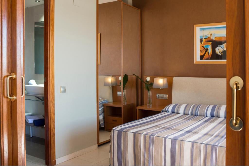 4R REGINA GRAN HOTEL 4*