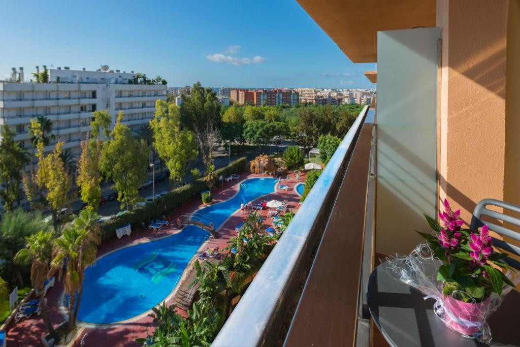 4R REGINA GRAN HOTEL 4*