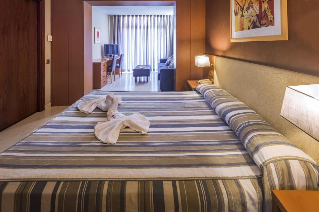 4R REGINA GRAN HOTEL 4*